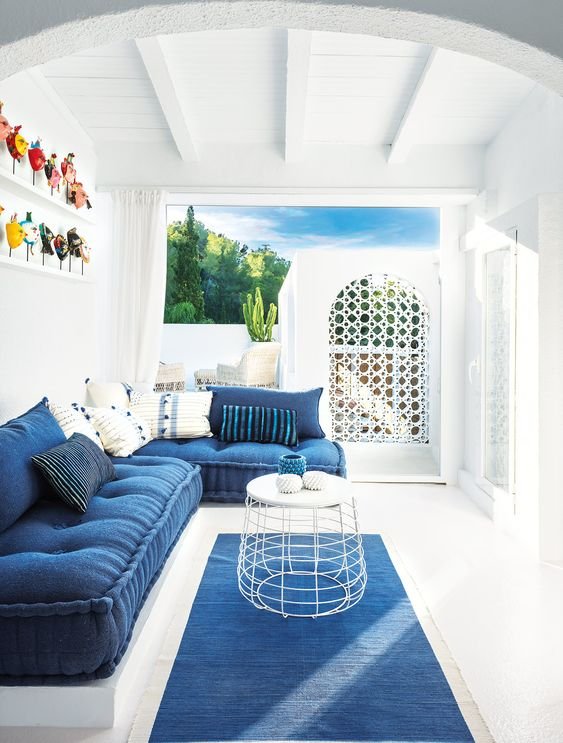 Cor do Ano 2020: PANTONE 19-4052 Classic Blue 36 classic blue 5 1