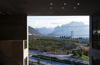 O Portão da Criação: Escola de Design por Tadao Ando no México 33 1352298 7