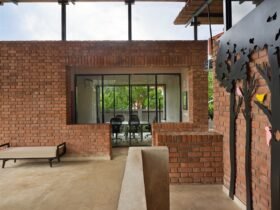 6 Tipos de Tijolo Cerâmico - Guia Completo para Construção 41 Tipos de tijolo - Casa feita com tijolos maciços.