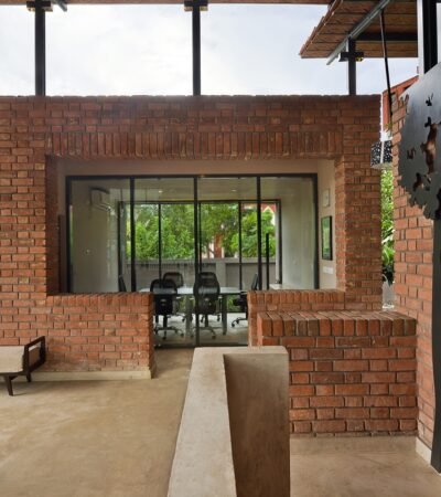 Tipos de tijolo - Casa feita com tijolos maciços.