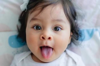 dinheiro extra muda o cérebro dos bebês